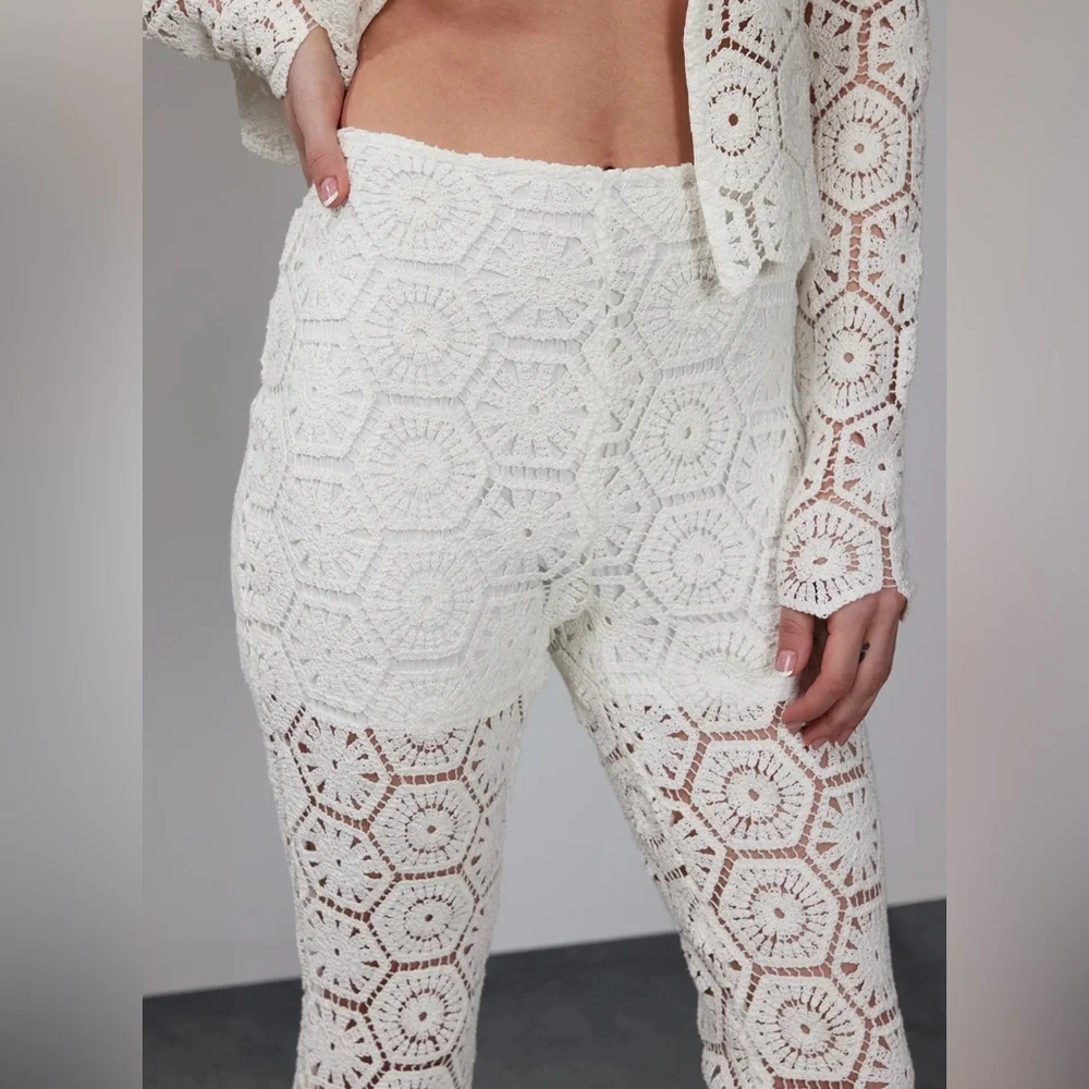NY&C High Rise Crochet Bootcut Pant - Picture 4 of 7
